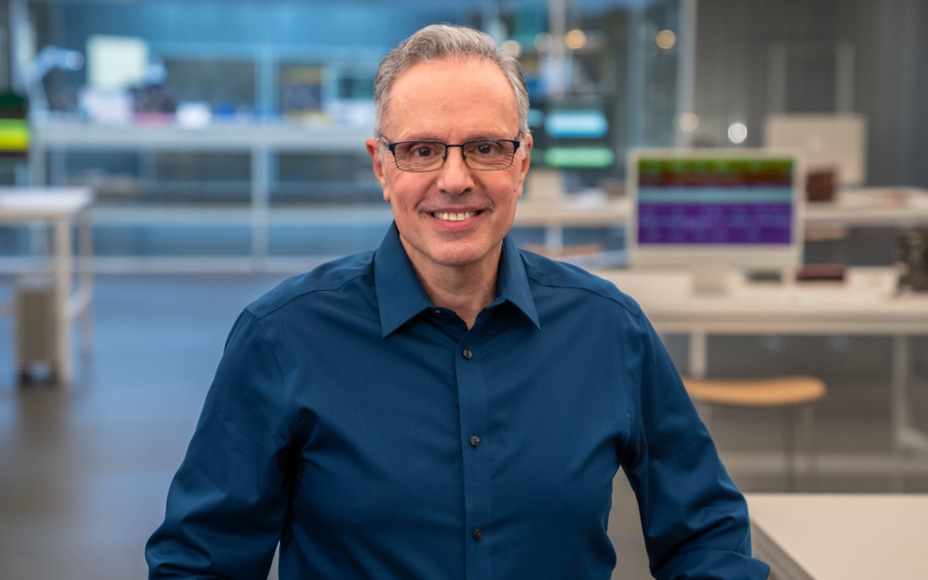 Johny Srouji reemplazará a John Ternus en el puesto de responsable máximo del hardware de Apple